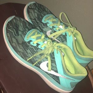 Used condition girls size 5